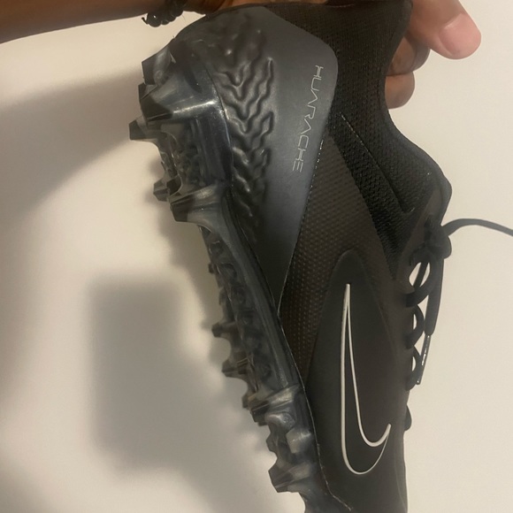 Nike Huaraches - Picture 2 of 8